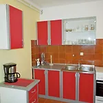 Elide Apartment *