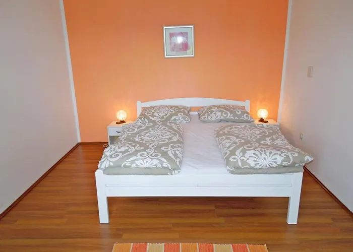 Elide Apartman *