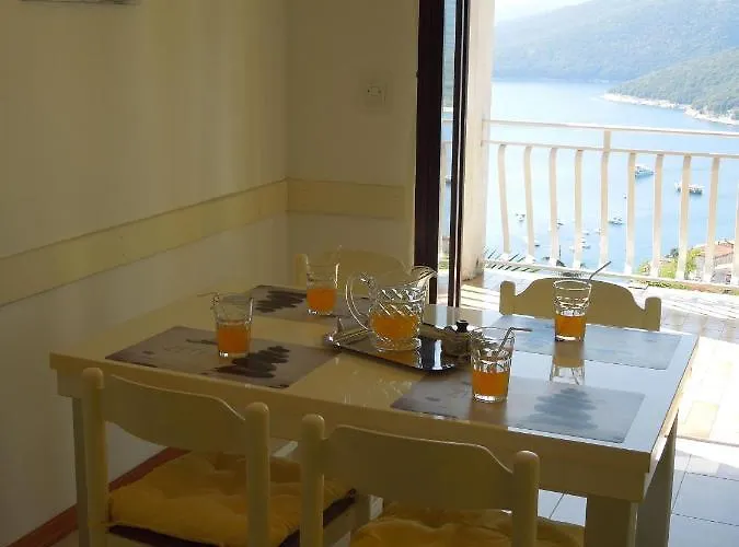 Apartman Elide *