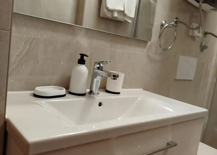 Elide Apartman *